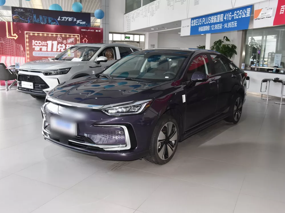 BAIC EU7