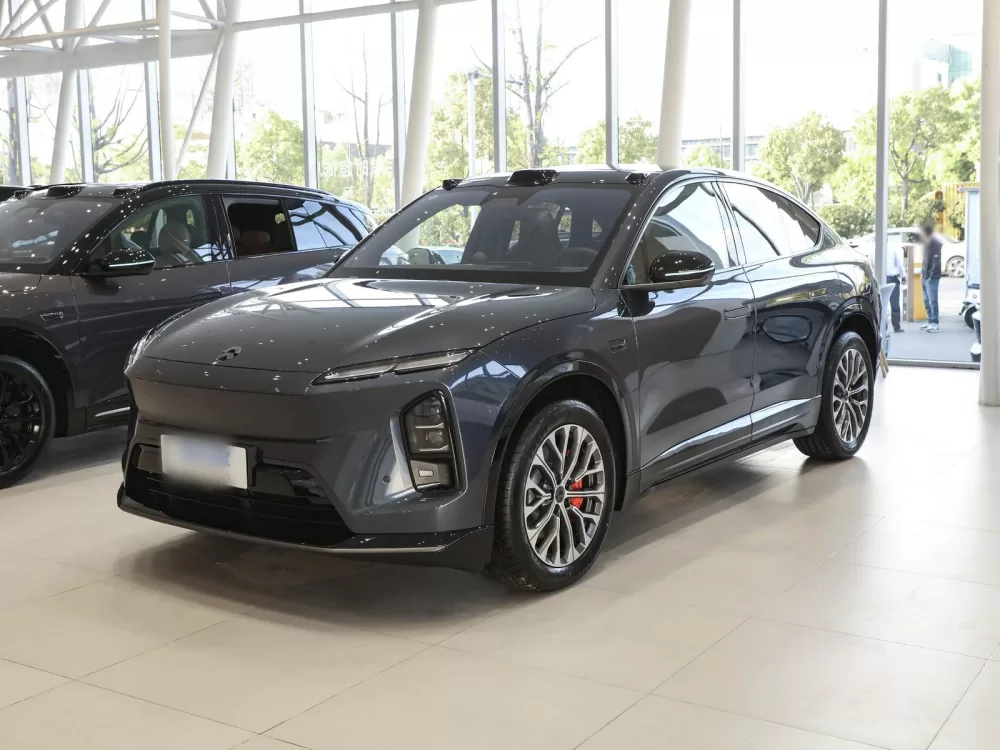 Nio EC6