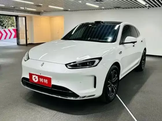 2025 AITO M5