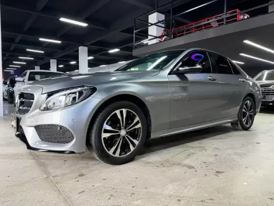 2016 Mercedes-Benz C-Class