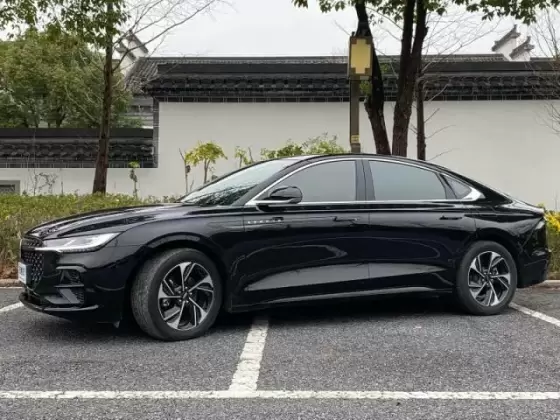 2022 Lincoln Z