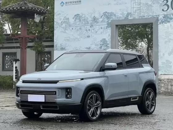 2020 Geely ICON