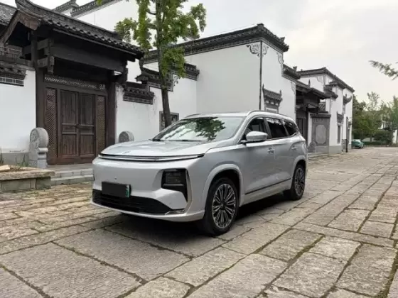 Jetour L9