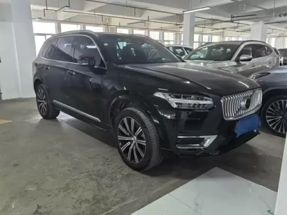 2022 Volvo X