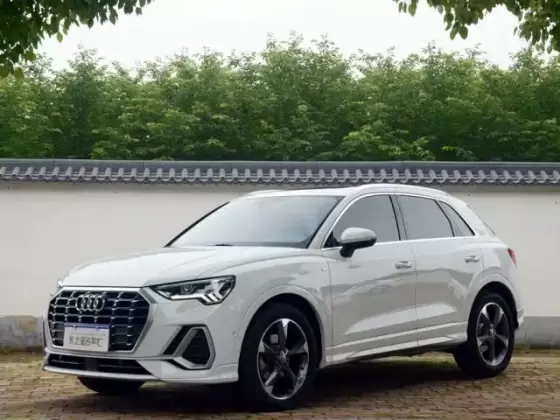 2021 Audi Q3