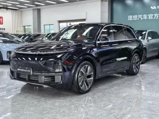 2024 Li Auto L8