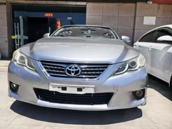 2012 Toyota Toyota Reiz