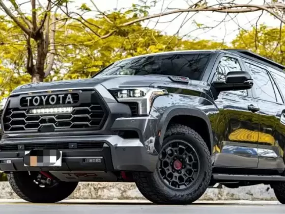 Toyota Toyota Sequoia
