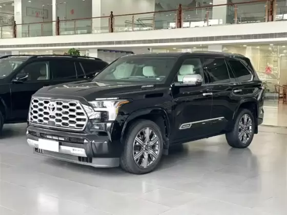 Toyota Toyota Sequoia