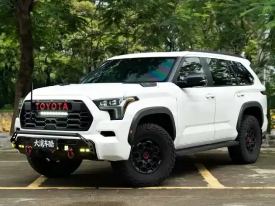 2024 Toyota Toyota Sequoia