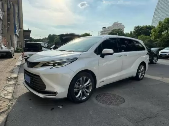 2023 Toyota Toyota 2023 Sienna 2.5 CVT Prestige Edition