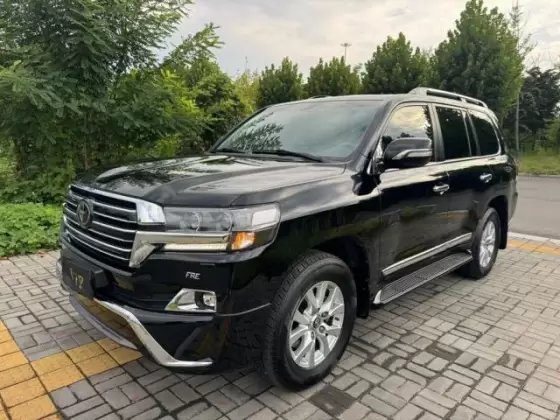 2019 Toyota Toyota Land Cruiser (Imported) 2019 Land Cruiser 4.0 GXR GT Middle East Edition