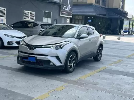2018 Toyota Toyota 2018 C-HR 2.0 CVT Advanced Sunroof Edition