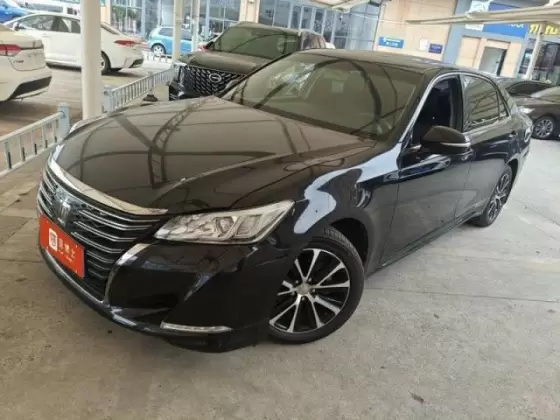 2019 Toyota Crown