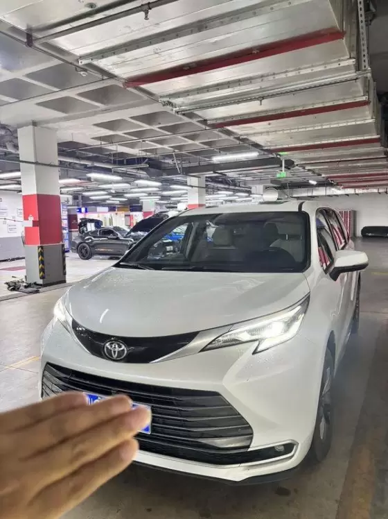 2026 Toyota Sienna