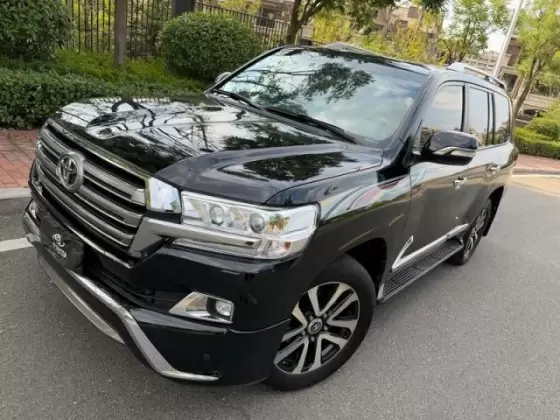 2022 Toyota Land Cruiser