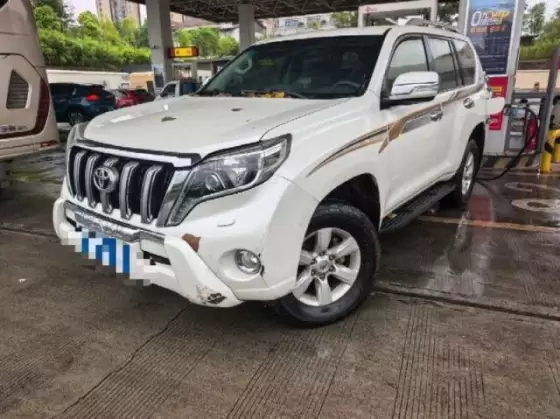 2014 Toyota Land Cruiser Prado
