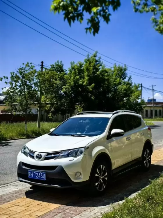 2015 Toyota RAV4