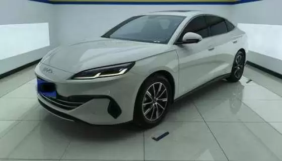2025 BYD BYD Seal