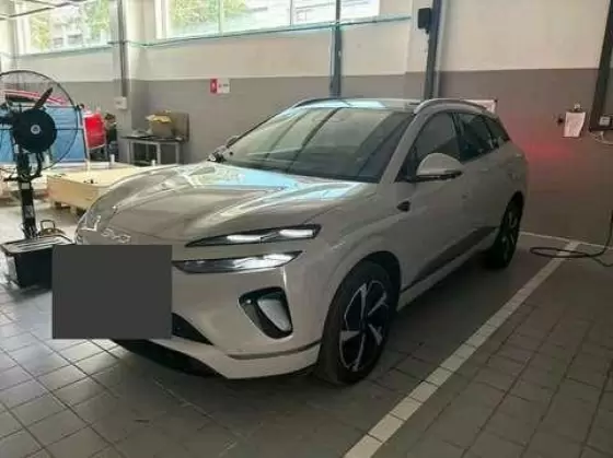 2025 BYD BYD Sealion 6