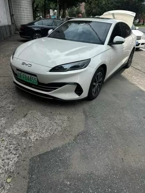 2025 BYD BYD Seal