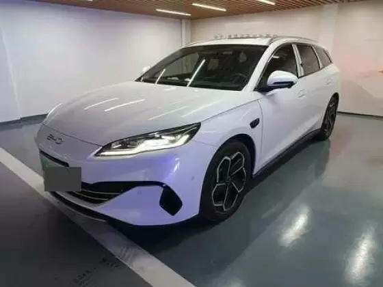 2025 BYD BYD Seal