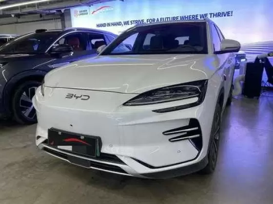 2025 BYD BYD Seal U