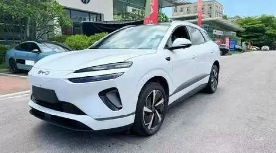 2025 BYD BYD Sealion 6