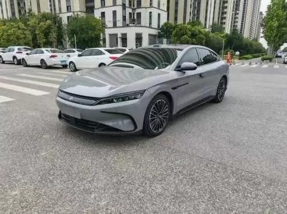 2025 BYD BYD Han EV