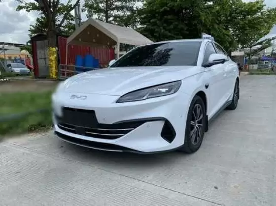 2025 BYD BYD Seal