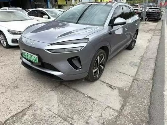 BYD BYD Sealion 6