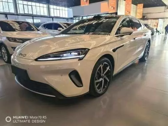 2025 BYD BYD Seal