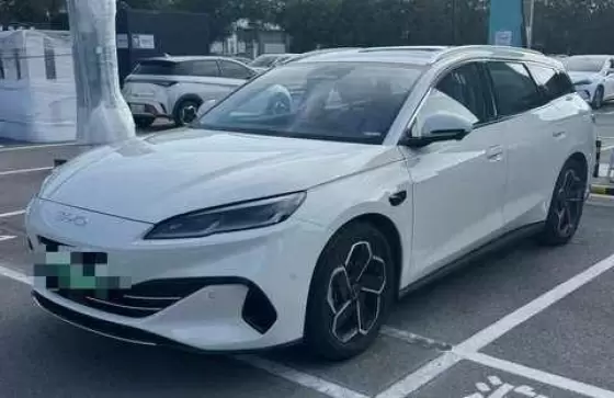2025 BYD BYD Seal