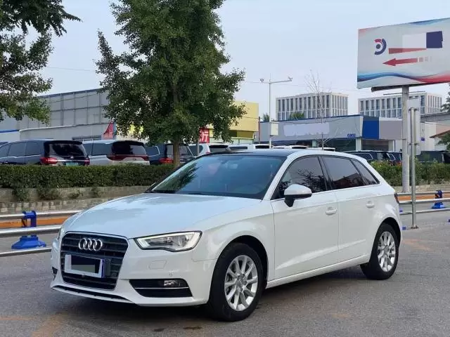 Audi 2016 A3 Sportback 1.4 TFSI 35 TFSI Ambition Model