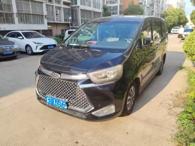 Refine JAC Refine M6 2018 Ruifeng M6 2.0T Prestige Version