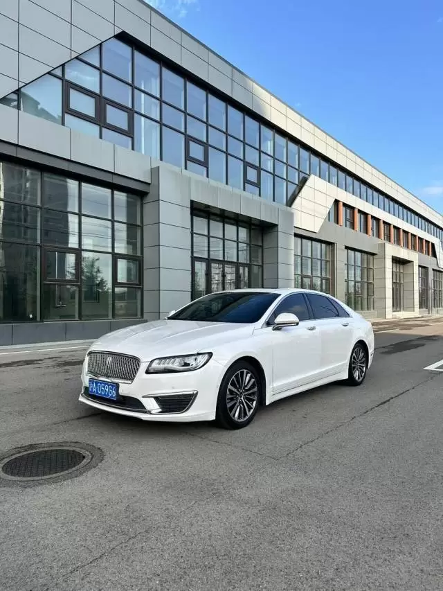 Lincoln MKZ (Imported) 2019 MKZ 2.0T Premium