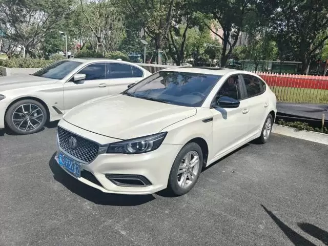 Mg 2017 MG3 1.5 Smart Connectivity Elite Edition