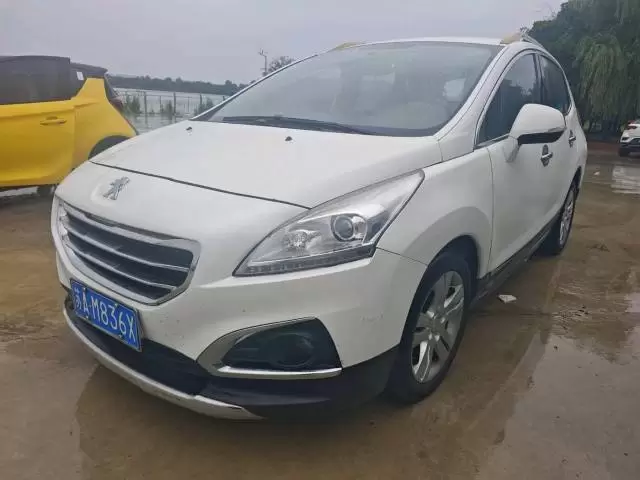 Peugeot 2015 3008 2.0 Classic Edition