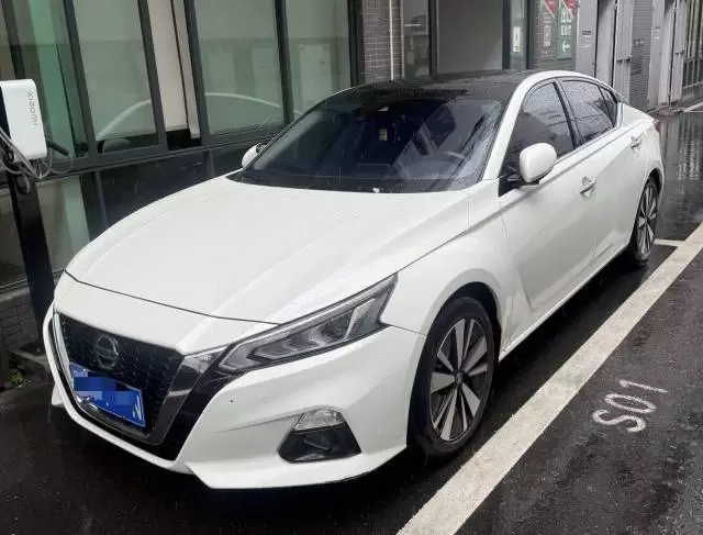 Nissan 2021 Teana 2.0 CVT XL Upper AD1 Intelligent Drive Navigation Version
