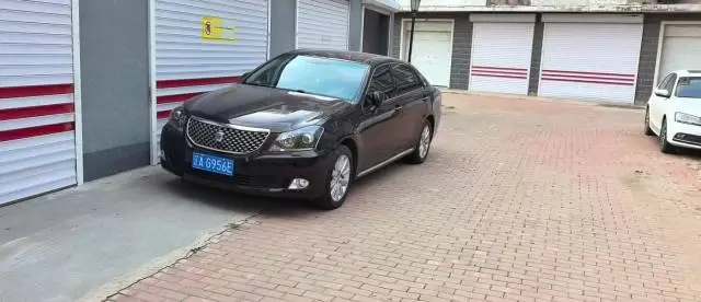 Toyota 2012 Crown 2.5 Royal Comfort Edition