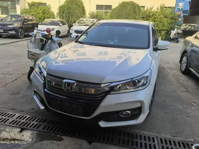 Honda 2016 9th-Gen Accord 2.0 CVT Comfort Version