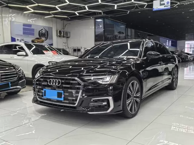 Audi 2025 A6L 2.0 TFSI 45 TFSI Quattro Prestige Dynamic