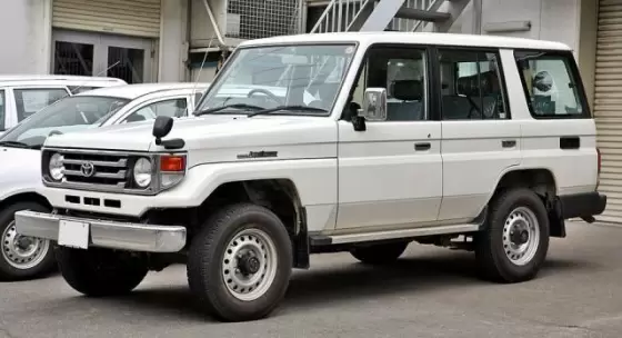 Toyota Land Cruiser 70
